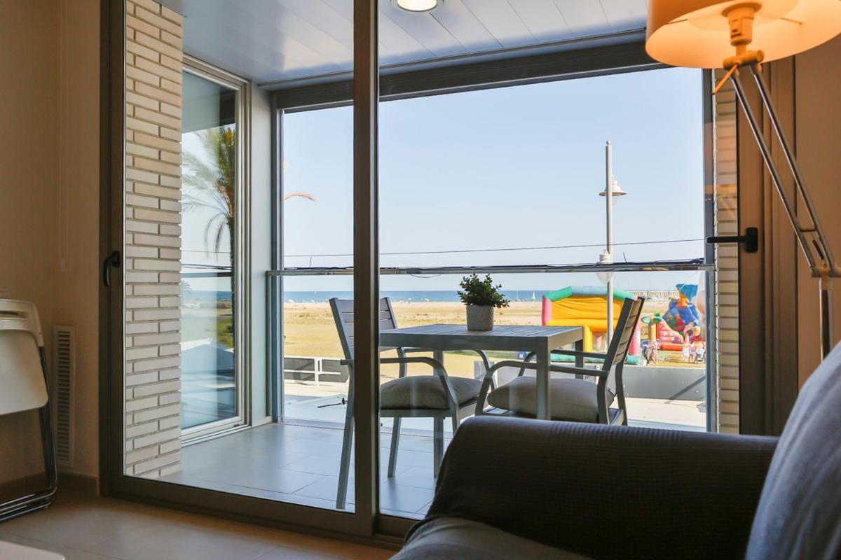 Apartaments Les Palmeres Coma-Ruga Exteriér fotografie